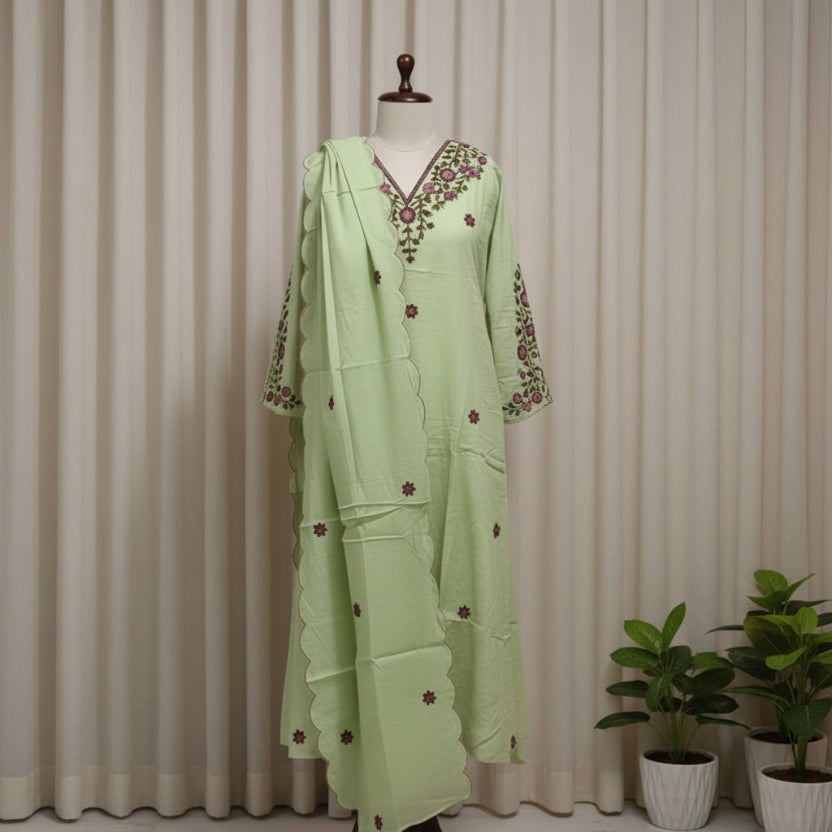 RL04CR03 3PC V-NECK PARROT GREEN