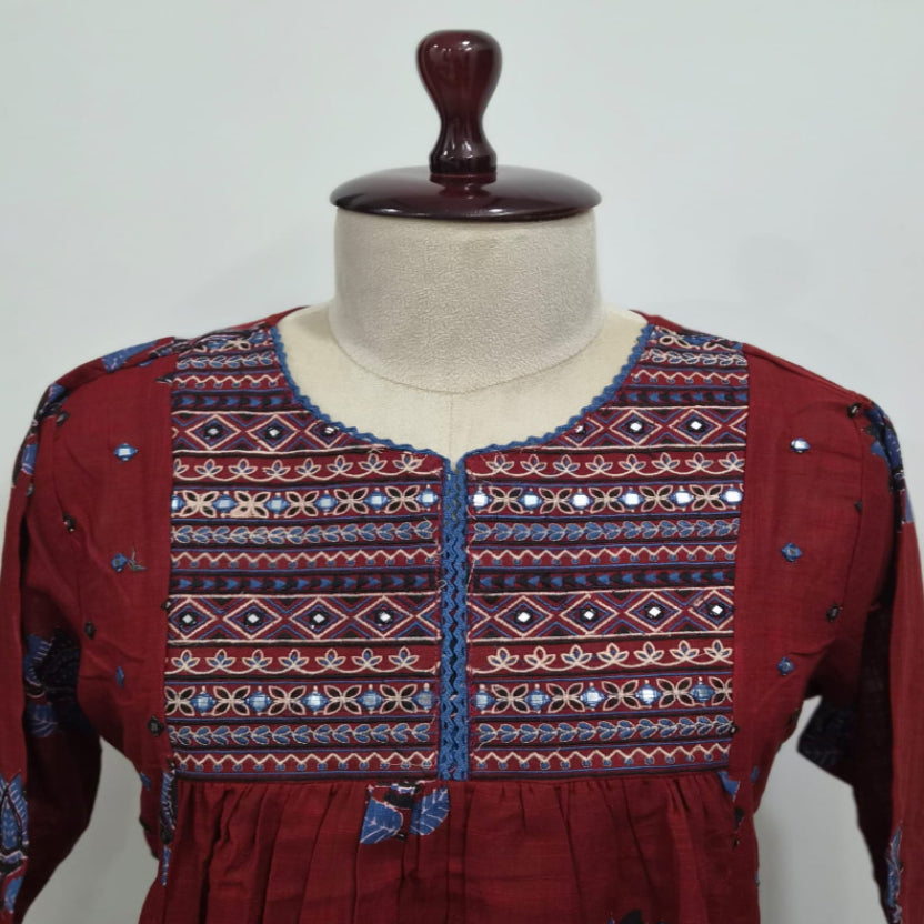 RL07CR01 2PC ROUND NECK MAROON1