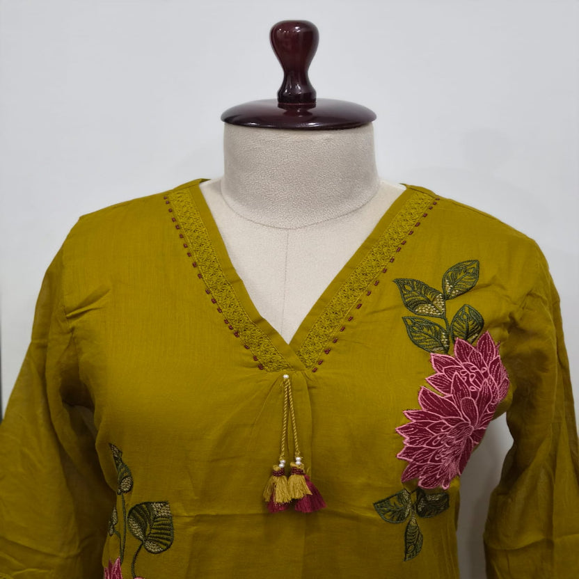 RL07CR09 3PC V-NECK MUSTARD GREEN2