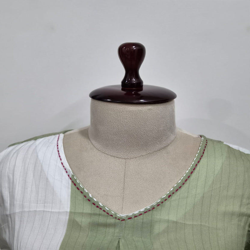 RL07CR16 3PC V-NECK GREEN & WHITE1